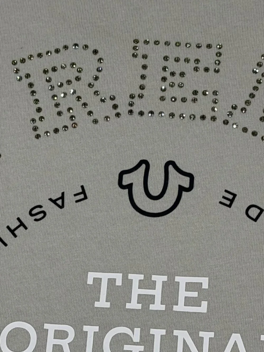 True Religion Rhinestuds TOBB Circle Graphic Tee Men's Medium M Quiet Grey NWT